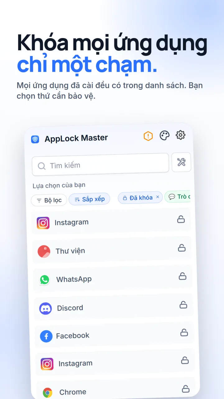 Danh sách ứng dụng đã cài trong AppLock Master, mỗi ứng dụng có một ổ khóa bên cạnh